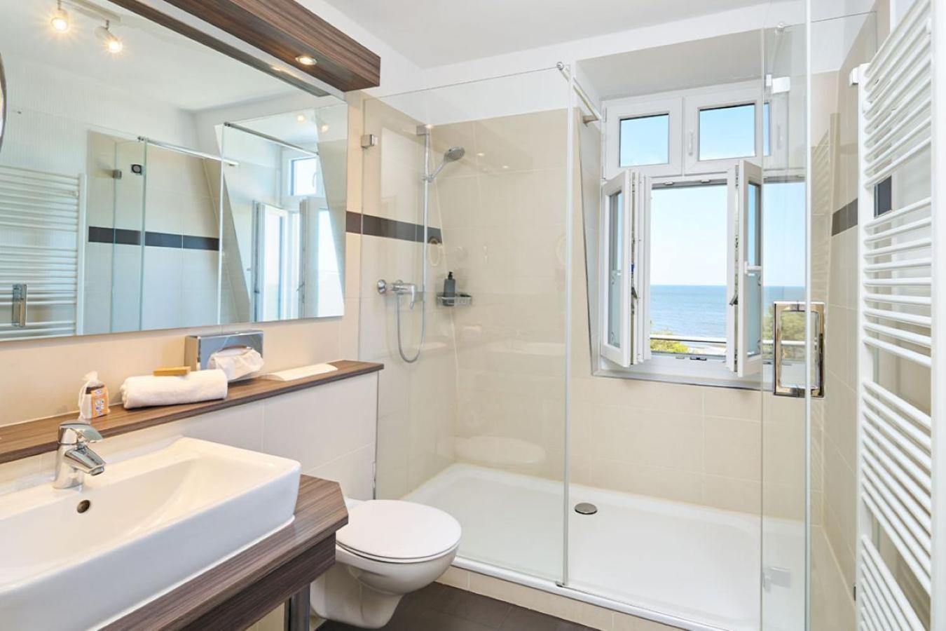 Strand- Und Wellnesshotel Preussenhof Zinnowitz Extérieur photo