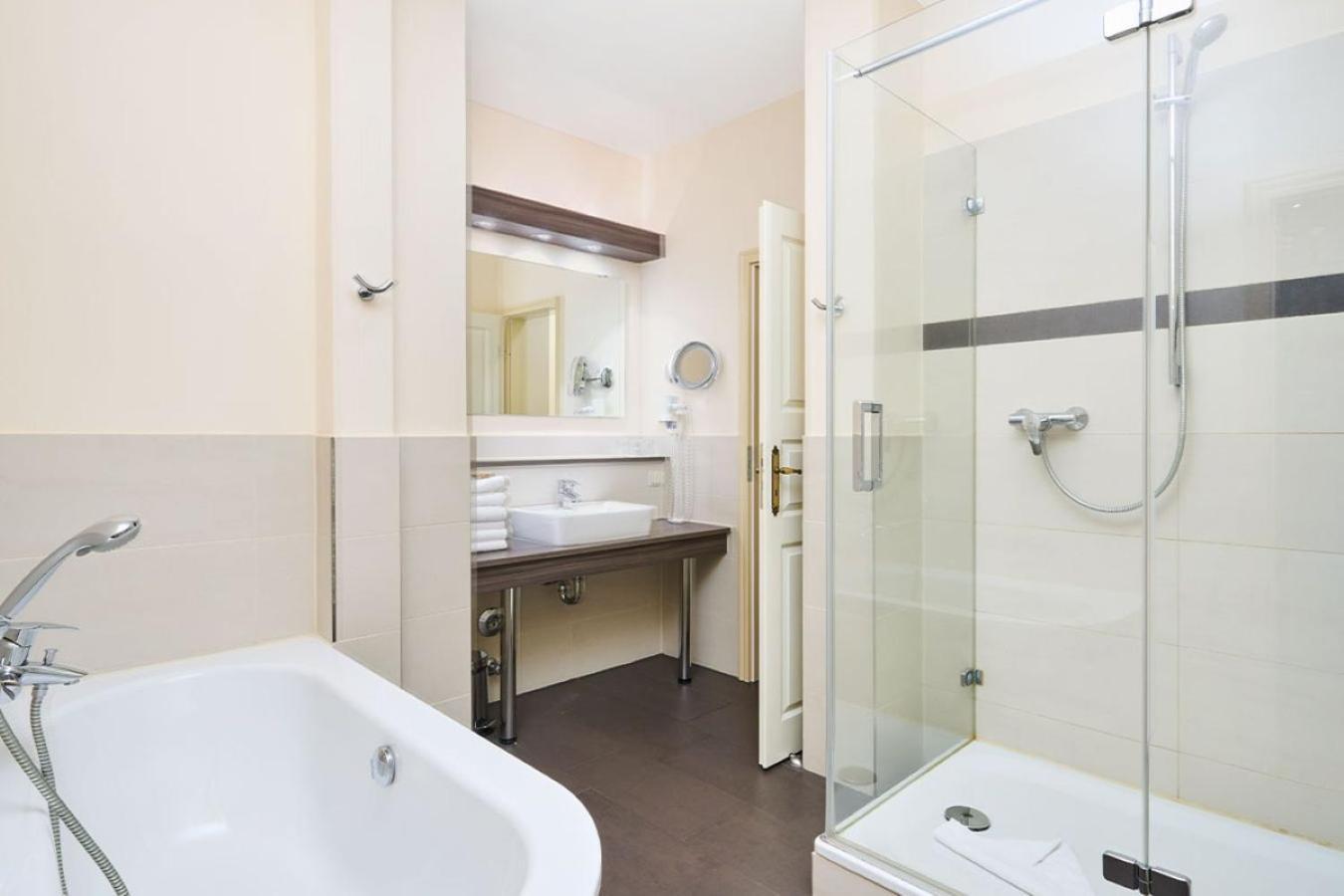 Strand- Und Wellnesshotel Preussenhof Zinnowitz Extérieur photo